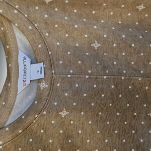 Liz Claiborne Taupe Floral Dot Top